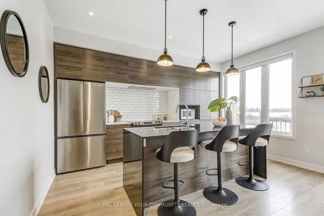 Additional image 13 of 262 Squire Cres