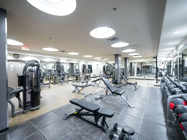 Additional image 35 of 80 Absolute Ave Unit 1705