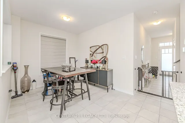 Additional image 12 of 12 TOFFEE Tr