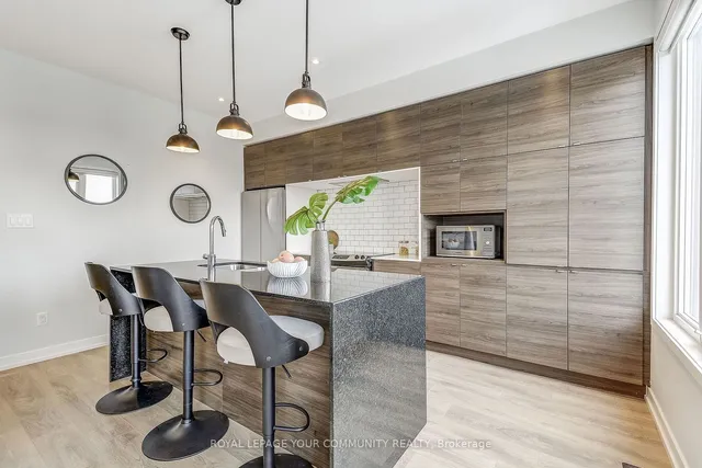 Additional image 14 of 262 Squire Cres