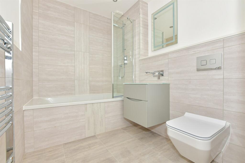 Additional image 10 of Ocean View, Fitzroy Avenue, Broadstairs, Kent