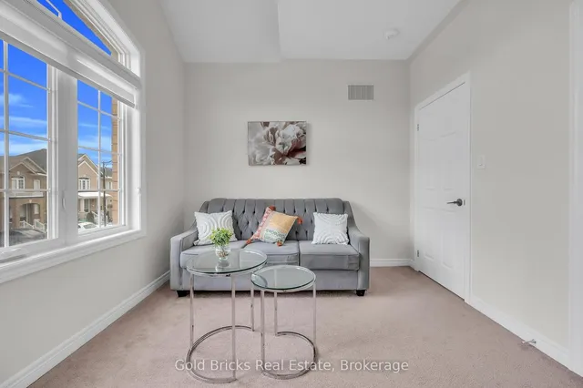 Additional image 26 of 18 Germain Circ