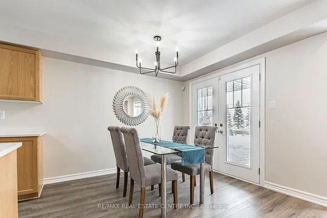 Additional image 17 of 10 Utter Pl