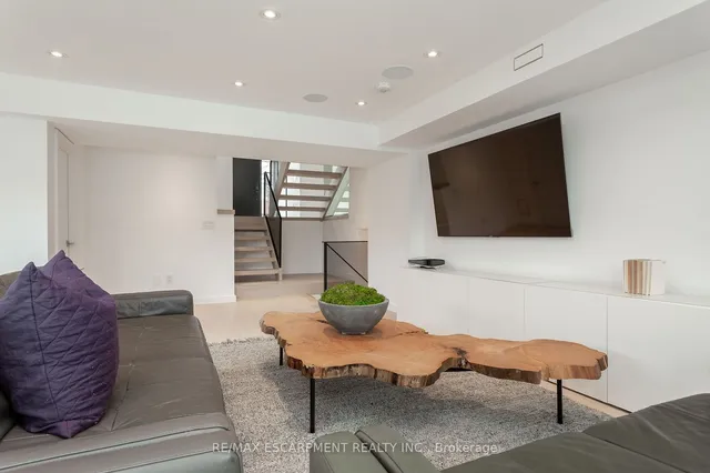 Additional image 17 of 5008 Spruce Ave