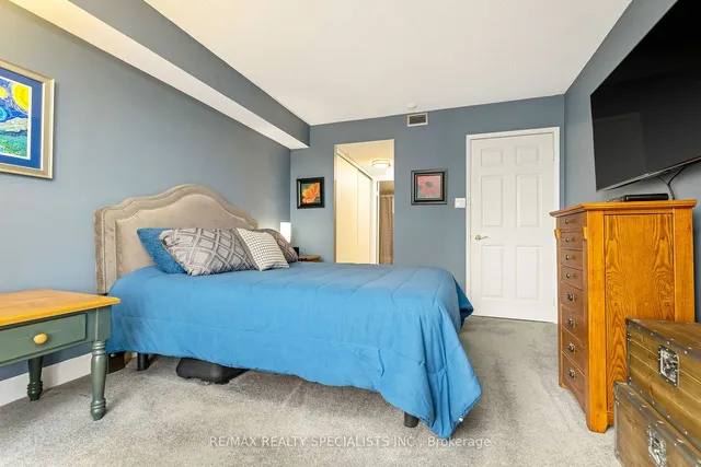 Additional image 22 of 50 Eglinton Ave Unit 501