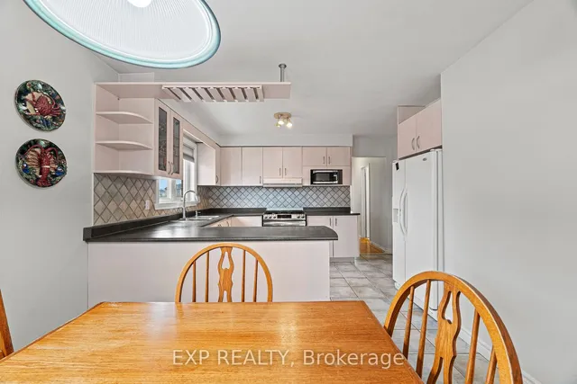 Additional image 3 of 4254 Poltava Cres