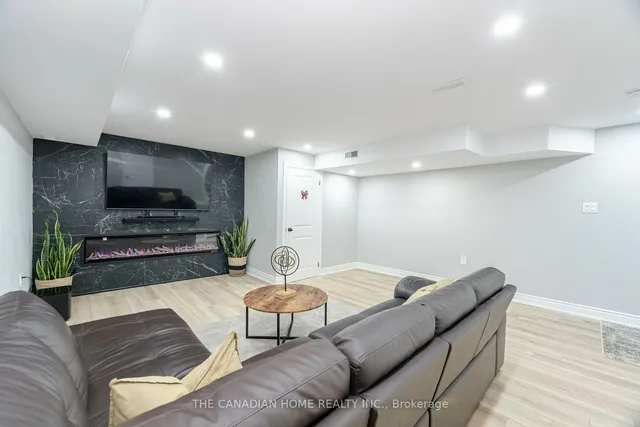 Additional image 35 of 5220 Nova Cres