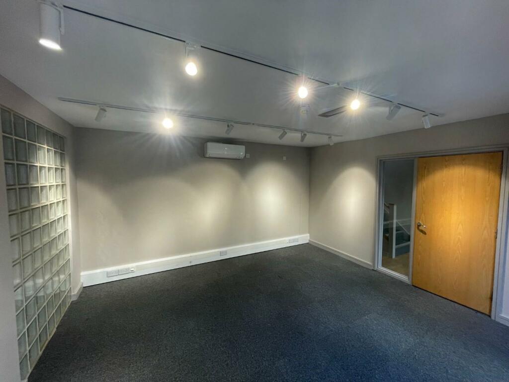 Additional image 7 of Chantry Yard, King Street, Canterbury