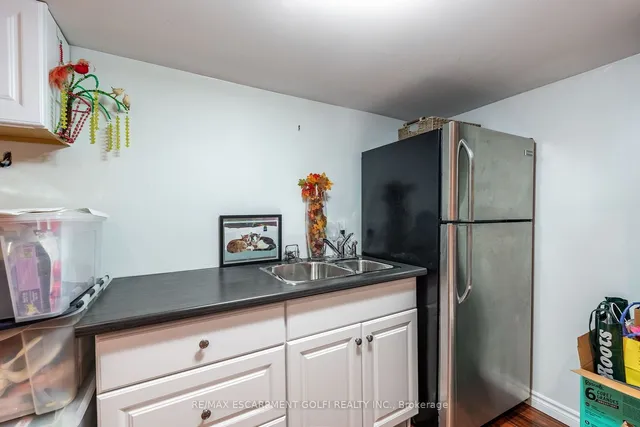 Additional image 32 of 312 Wexford Ave