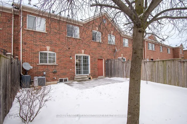 Additional image 37 of 249 Hadley Woods Terr