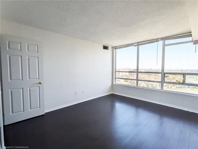 Additional image 17 of 50 Kingsbridge Garden Cir Unit 1807