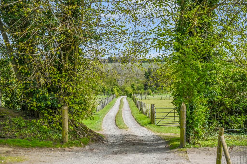 Additional image 39 of Pilgrims Cottages, Roman Road, West Studdal, Kent, CT15