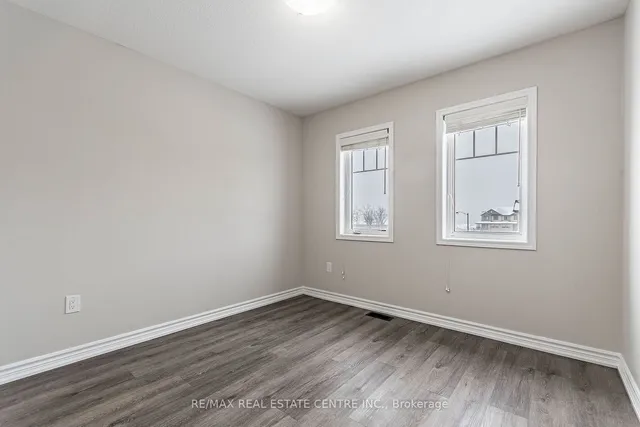 Additional image 26 of 10 Utter Pl