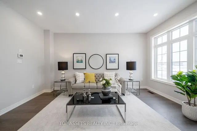 Additional image 4 of 3066 8th Line