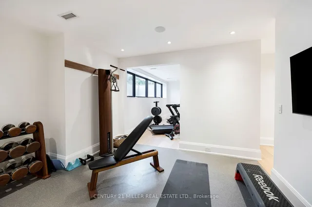 Additional image 34 of 143 Crestwood Crt