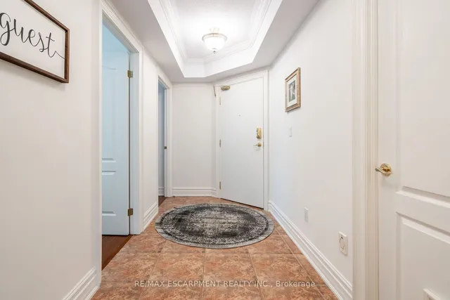 Additional image 8 of 77 GOVERNORS Rd Unit 201