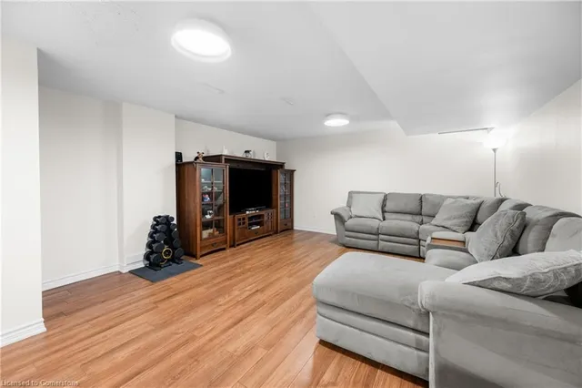 Additional image 34 of 2025 Cleaver Ave Unit 27