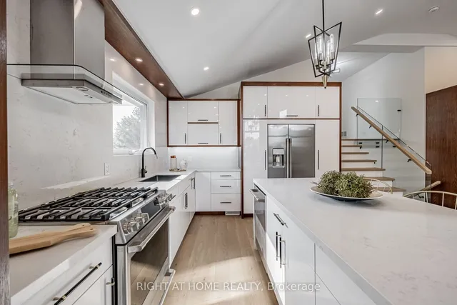 Additional image 8 of 690 Hillman Cres