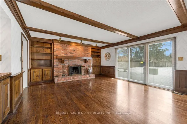 Additional image 12 of 34 Acredale Dr