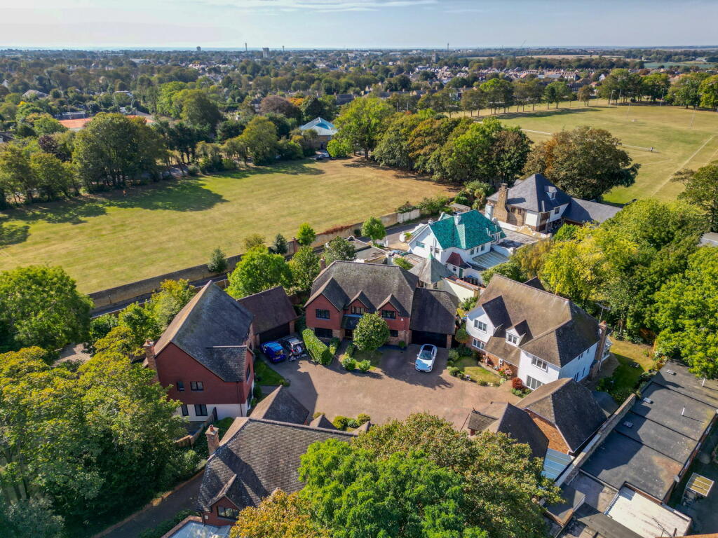 Additional image 18 of Worcester Grove, Broadstairs, CT10 3WR