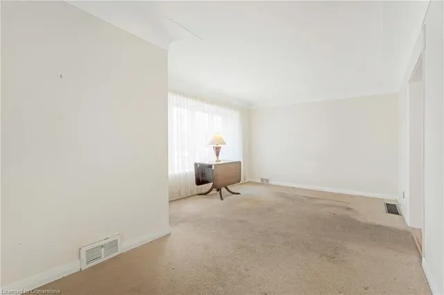 Additional image 7 of 59 Mountain Ave