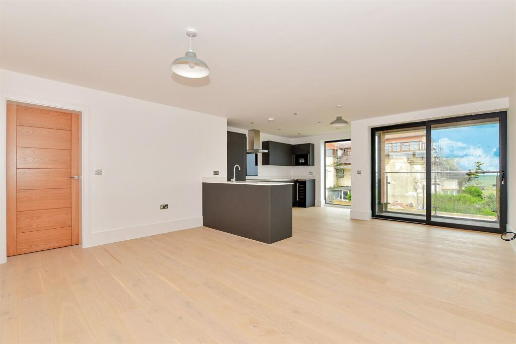 Additional image 14 of Ocean View, Fitzroy Avenue, Broadstairs, Kent