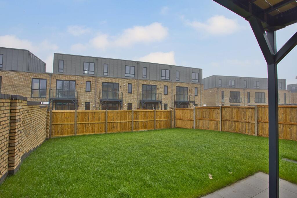 Additional image 19 of 1 Officers View, Guston, CT15