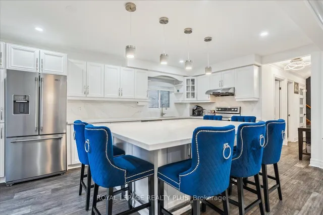 Additional image 9 of 150 Clansman Tr