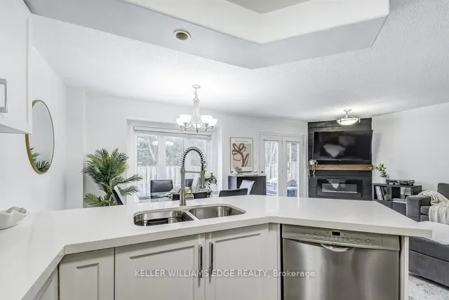 Additional image 21 of 2774 King St Unit 32