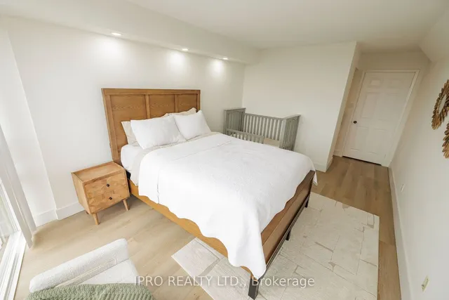 Additional image 34 of 50 Eglinton Ave Unit 408