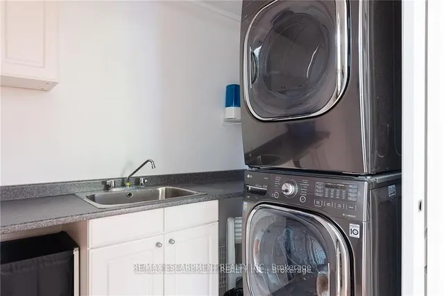 Additional image 24 of 247 Colchester Dr