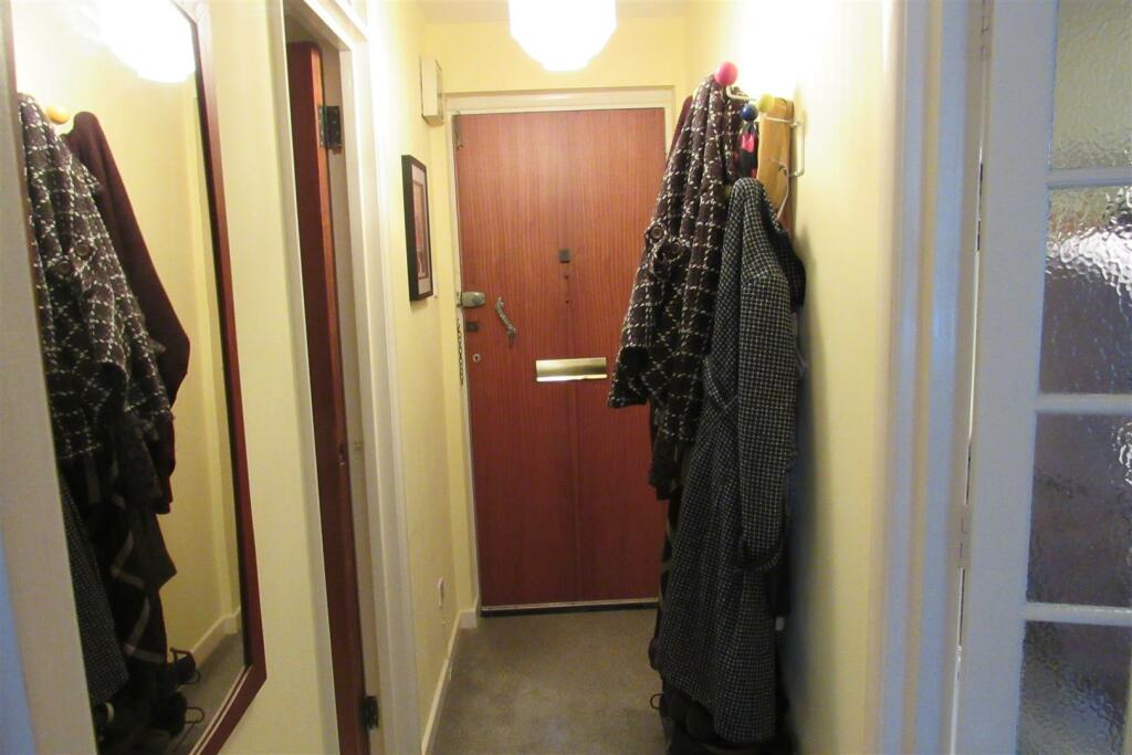 Additional image 19 of Rochester Avenue, Canterbury