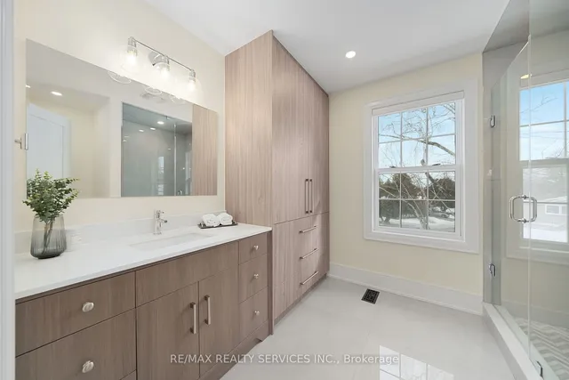 Additional image 33 of 1037 Wayne Pl