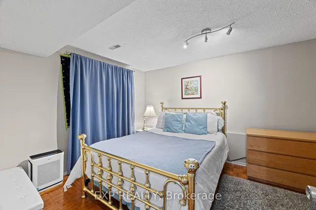 Additional image 27 of 4254 Poltava Cres