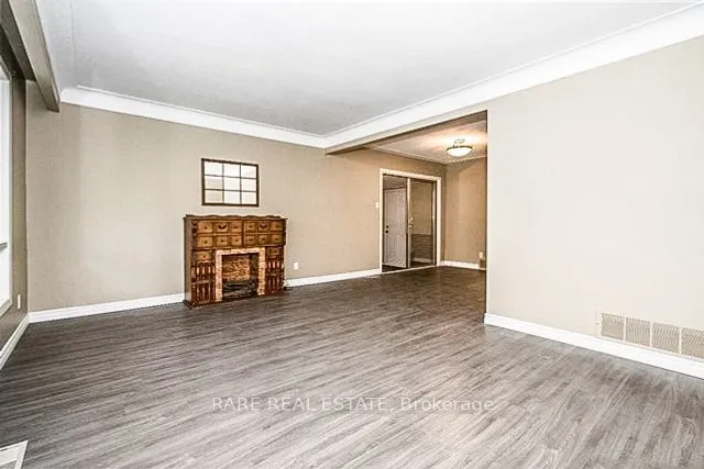 Additional image 2 of 698 West 5th St