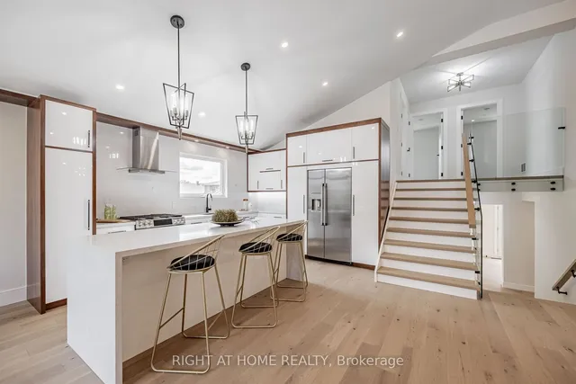 Additional image 7 of 690 Hillman Cres