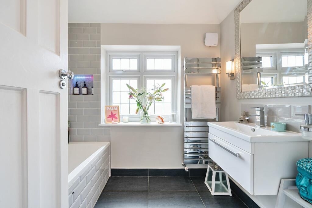Additional image 12 of Woodcote Road, Purley, CR8