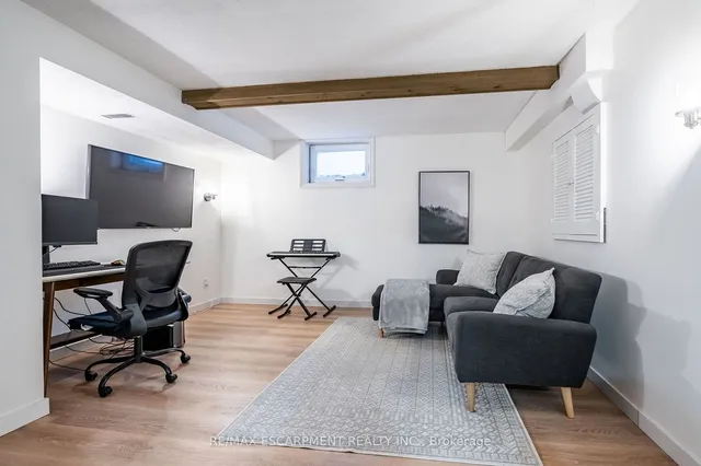 Additional image 26 of 289 Mill St