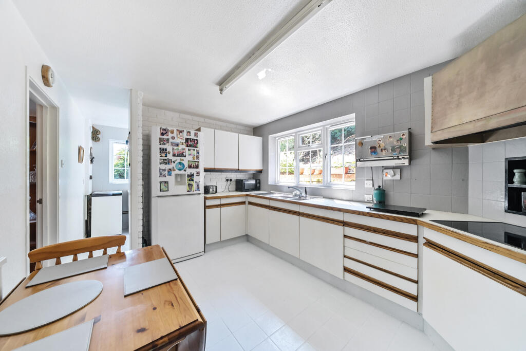 Additional image 11 of Leacroft Close, Kenley, CR8