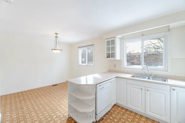 Additional image 11 of 4230 Fieldgate Dr Unit 26