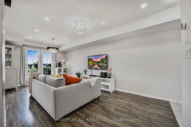 Additional image 13 of 2500 Post Rd Unit 30