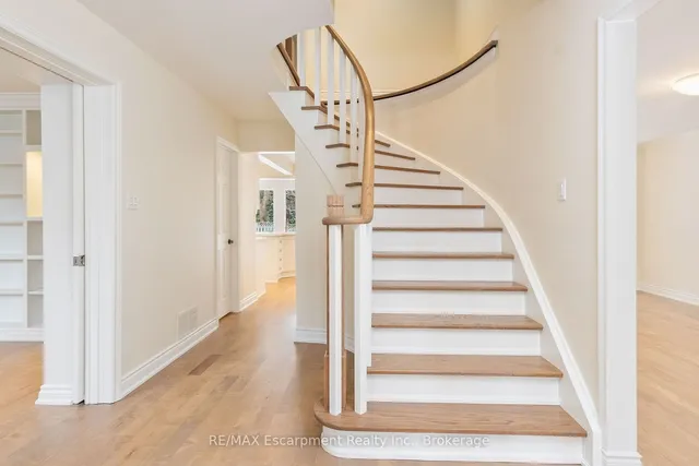 Additional image 19 of 501 CHAMBERLAIN Lane