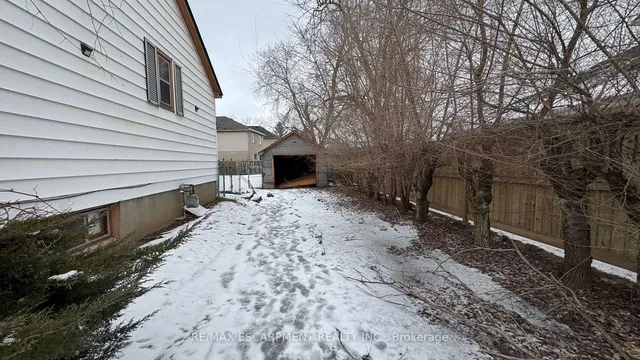 Additional image 7 of 1027 Glendor Ave