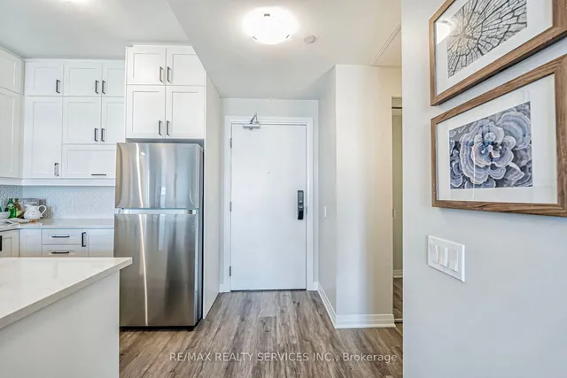 Additional image 4 of 460 Gordon Krantz Ave Unit 418