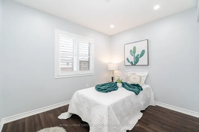 Additional image 40 of 114 Whitlock Ave