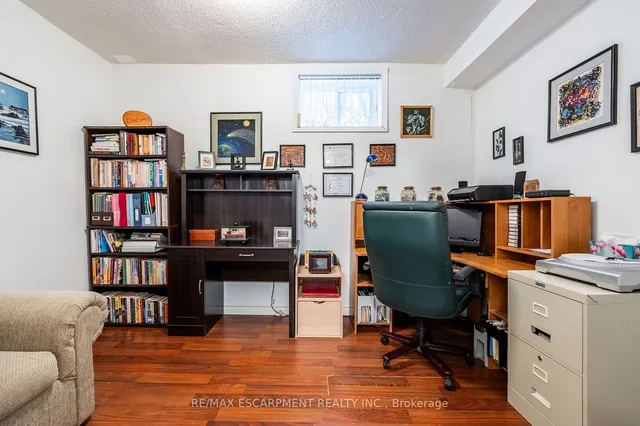 Additional image 24 of 2154 CLIPPER Cres