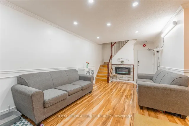 Additional image 23 of 1335 Williamsport Dr Unit 204