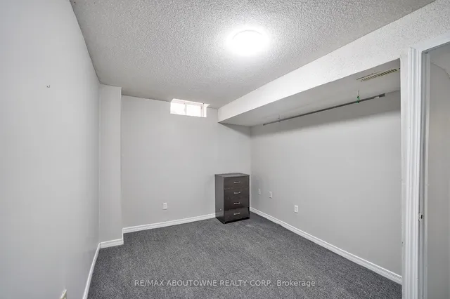 Additional image 33 of 556 Delphine Dr