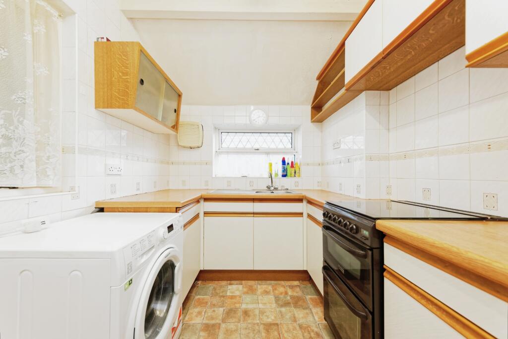 Additional image 7 of Montefiore Avenue, Ramsgate, Kent, CT11