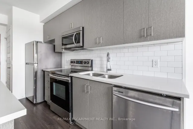 Additional image 13 of 1105 Leger Way Unit 211